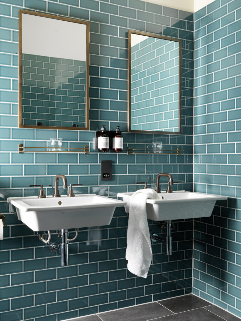 best-hotel-cheltentham-cotswolds-bathroom